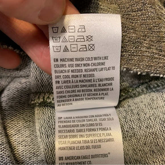 American Eagle Soft & Sexy Plush Camo Top - Picture 6 of 7